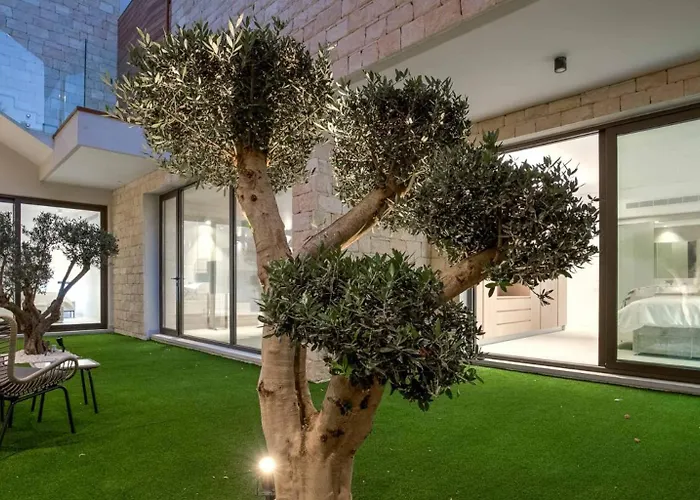 Incredible Six Bedroom Frontline 287 Aperion, Panoramic Sea Views, Aphrodite Hills Villa Kouklia