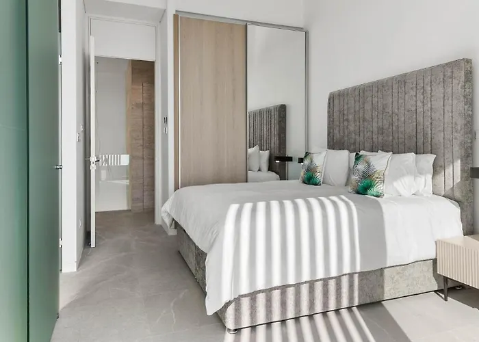 Incredible Six Bedroom Frontline 287 Aperion, Panoramic Sea Views, Aphrodite Hills Villa Kouklia