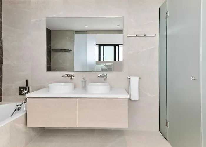 Villa Incredible Six Bedroom Frontline 287 Aperion, Panoramic Sea Views, Aphrodite Hills Kouklia