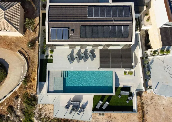 Incredible Six Bedroom Frontline 287 Aperion, Panoramic Sea Views, Aphrodite Hills *