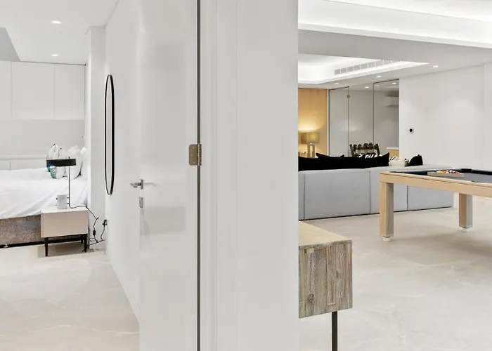 Incredible Six Bedroom Frontline 287 Aperion, Panoramic Sea Views, Aphrodite Hills Βίλα