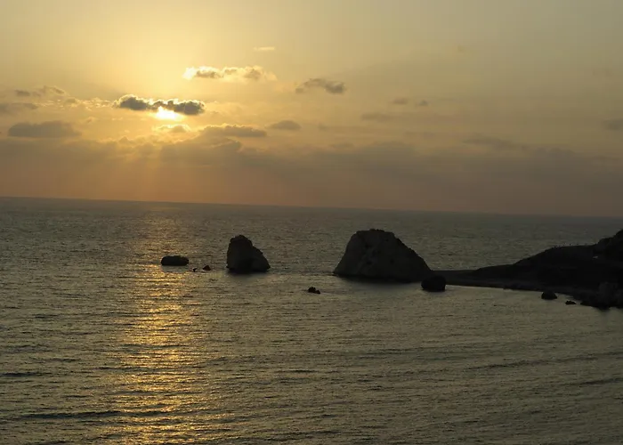 Villa Incredible Six Bedroom Frontline 287 Aperion, Panoramic Sea Views, Aphrodite Hills